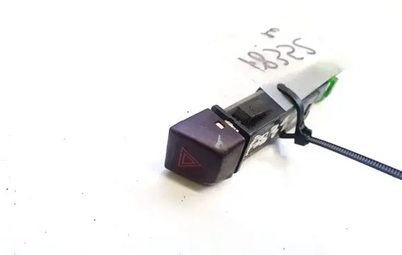 Volvo S40 Hazard light switch 30739296 05w253