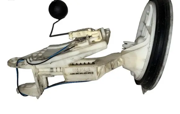 Audi A4 S4 B7 8E 8H Fuel level sensor 8E0201317R 221824090007 81358066