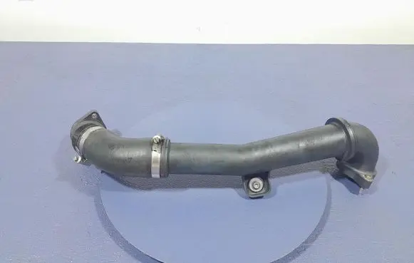 Skoda Octavia Mk3 (5E) Air intake hose/pipe 04L145770S