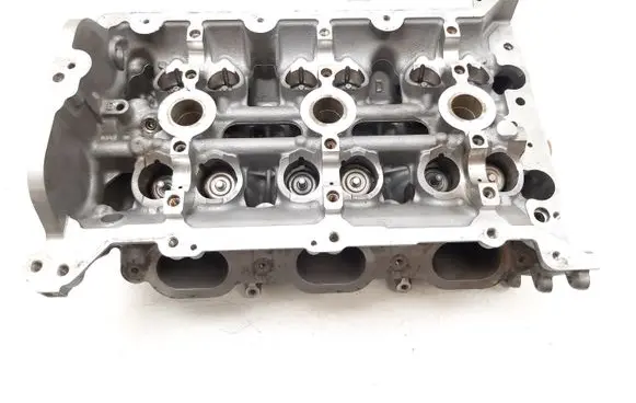 Porsche Macan (95B) Engine head 946104106AR 30111303 180314