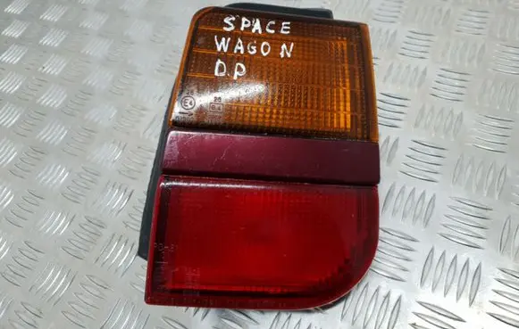 Mitsubishi Space Wagon Rear/tail lights 0431536