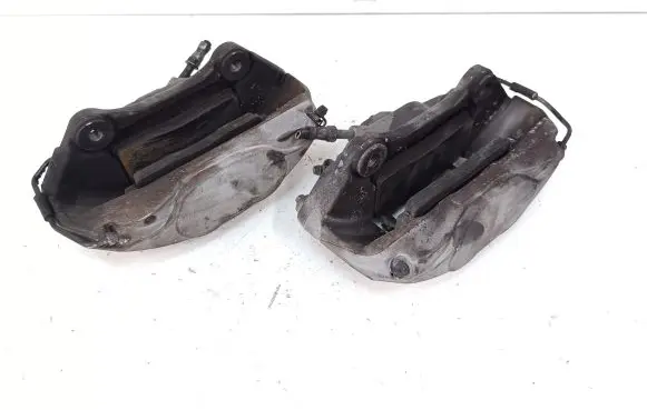 Audi Q5 SQ5 Front brake caliper 8R0615105BA 8R0615106BA