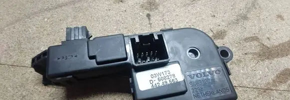 Volvo V70 Sunroof control unit/module 9483102 2298