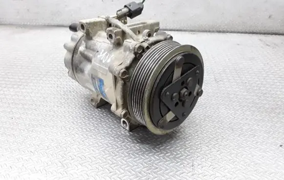 Volvo V50 Air conditioning (A/C) compressor (pump) 3M5H19D629HD