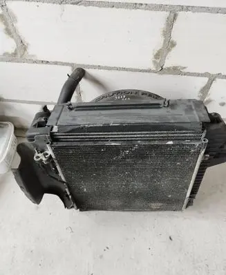 Jeep Cherokee Coolant radiator p52128941ackj2.5crd