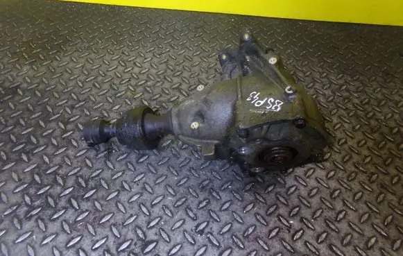 Volvo XC70 Gearbox transfer box case DWXJA 7527113700