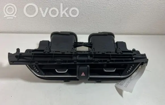 Toyota C-HR I Dash center air vent grill 55670F4010