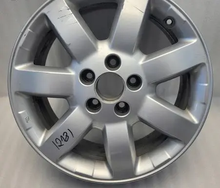 Honda CR-V R17 alloy rim 