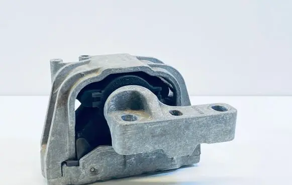 Volkswagen Golf Plus Engine mount bracket 1K0199262AS
