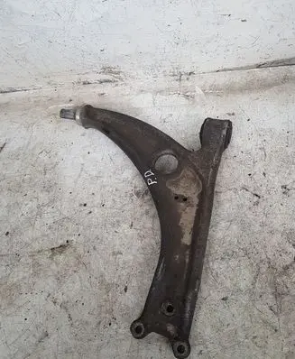 Volkswagen PASSAT B6 Front lower control arm/wishbone