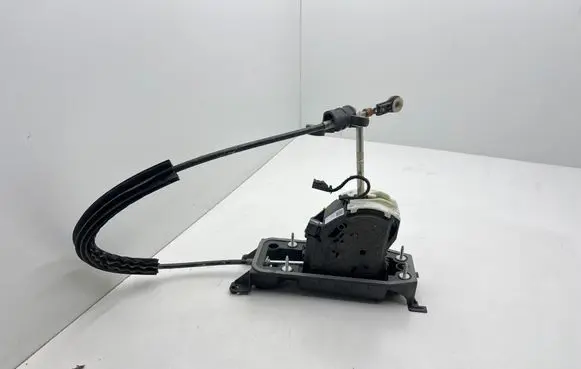 Volkswagen Golf VII Gear shift rod 5Q1713023