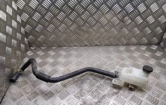 Brake fluid reservoir