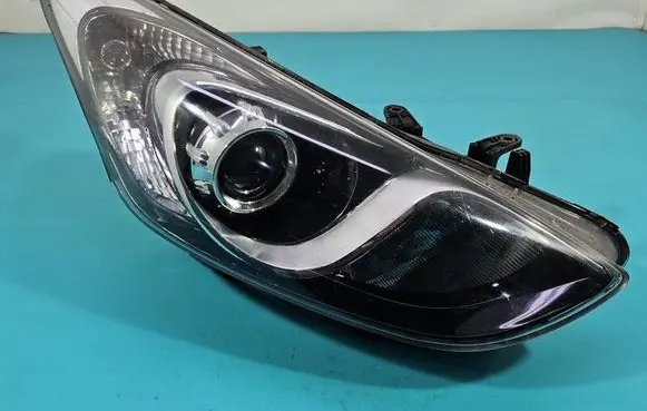 Hyundai i30 Headlight/headlamp 92102-A6100 IMPRK1512436