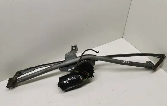 Volkswagen PASSAT B4 Wiper motor 0390241124 3A1955113 058960906