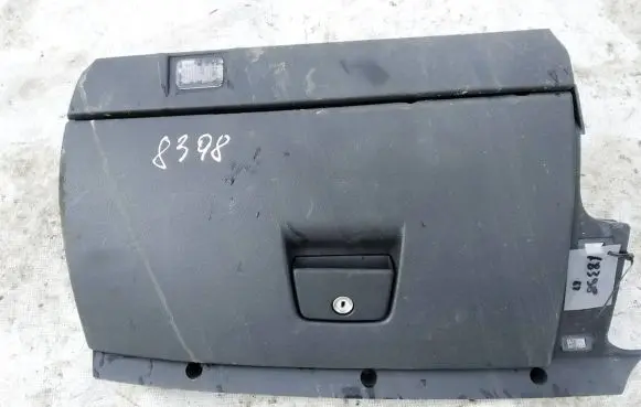 Volvo C30 Glove box 9123248