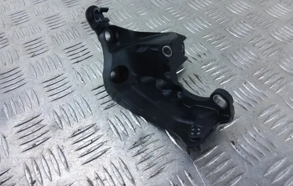 Peugeot 3008 II Other engine bay part 9815492580 9813294580