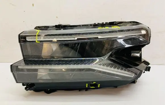 Citroen C5 Headlight/headlamp 12891010000 9845356280