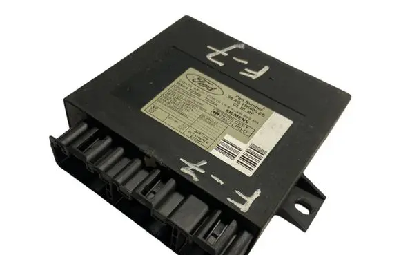 Ford Focus Comfort/convenience module 98AG15K600EB 5WK47220B