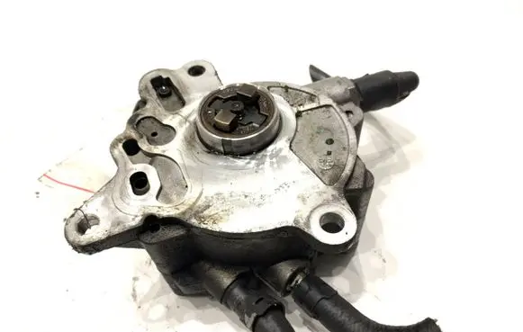 Volkswagen PASSAT B6 Vacuum pump 03G145209G