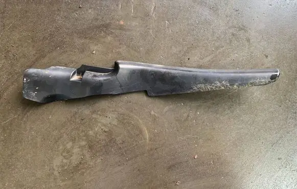Citroen Jumpy Wiper trim 1400364777