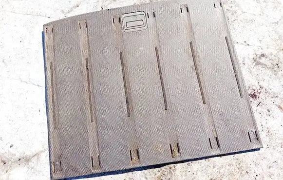 Nissan X-Trail T30 Trunk/boot mat liner 949b88h300 949b88h301