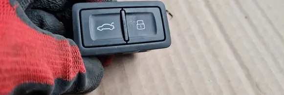 Audi RS Q8 Tailgate/boot open switch button 4G0959831D 10118901 10072020