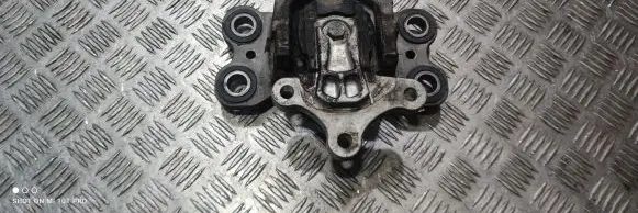 Volvo S60 Engine mount bracket 31262710