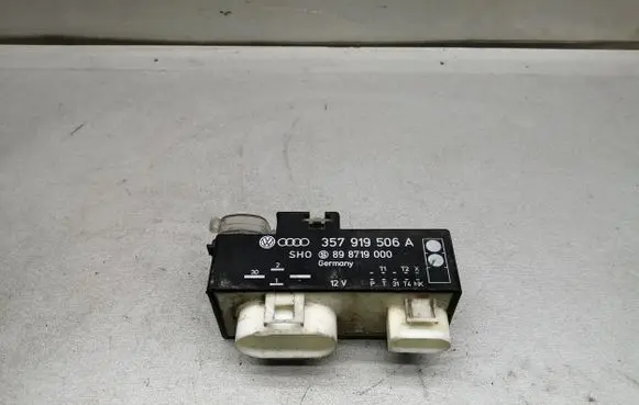 Coolant fan relay