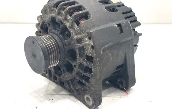 Renault Trafic II (X83) Generator/alternator S543339A