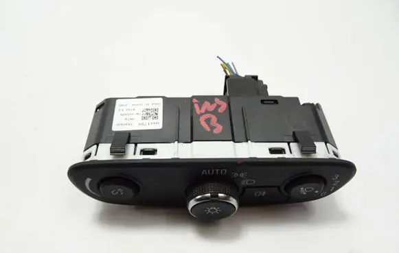 Opel Insignia B Light switch 39121796 F5A010D 02055E