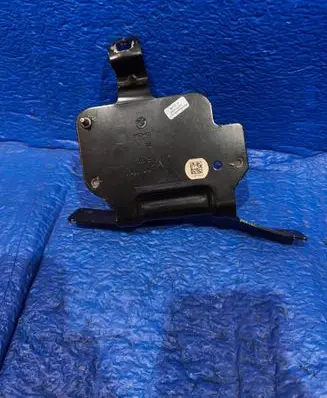 BMW 5 G30 G31 G38 Blind spot radar bracket 68734001