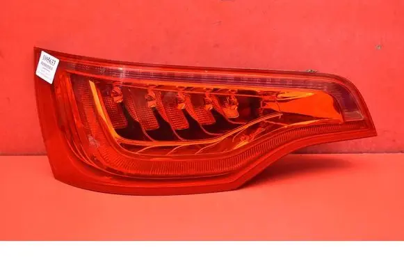 Audi Q7 4L Rear/tail lights 4L0945093G