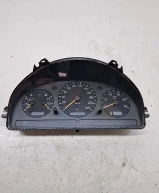 Mercedes-Benz ML W163 Speedometer (instrument cluster) A1635403111