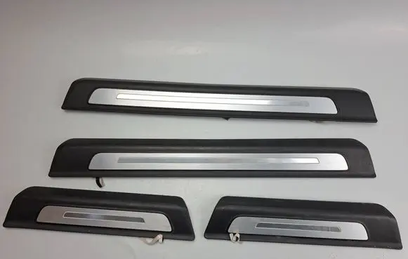 Audi Q7 4M sill trim set (inner) 4M0947406 4M0947405 4M0947417