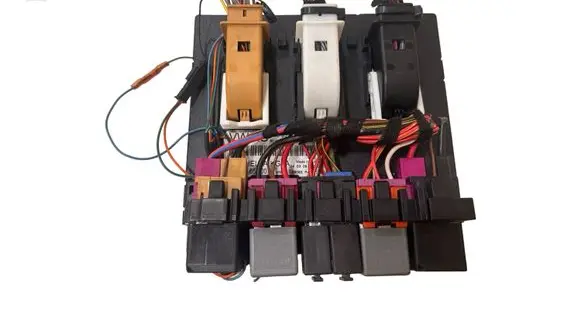 Skoda Octavia Mk2 (1Z) Comfort/convenience module 1K0937085
