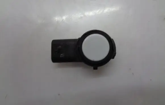 Volkswagen Golf VII Parking PDC sensor 5Q0919275B VALEO890019