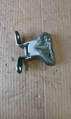 Hyundai Bayon Front door lower hinge