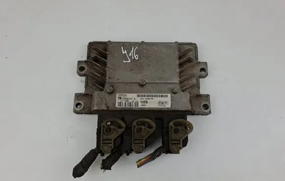 Ford Fiesta Engine control unit/module AV2112A650EB S180047013B