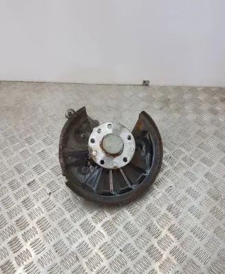 Volkswagen Tiguan Rear wheel hub