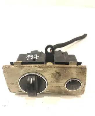 Mercedes-Benz E W211 Light switch 2115450104 04056002
