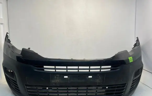 Peugeot Partner III Front bumper