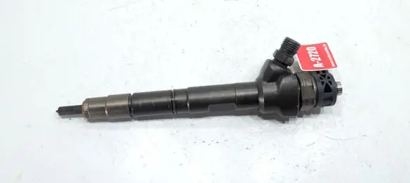 Volkswagen PASSAT B7 Fuel injector 03L130277J