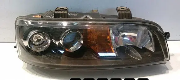 Fiat Punto (188) Headlight/headlamp 89100448