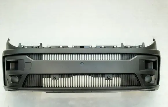 Renault Master IV Front bumper 622541366R
