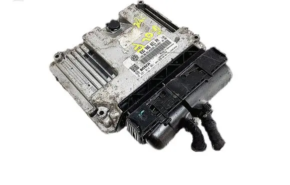 Volkswagen Golf V Engine control unit/module 03G906021PM