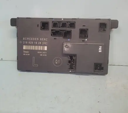 Mercedes-Benz CLS C219 Door control unit/module 2198201926 00005021