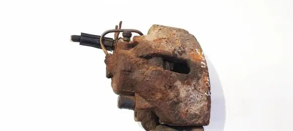 Volkswagen PASSAT B5 Front brake caliper