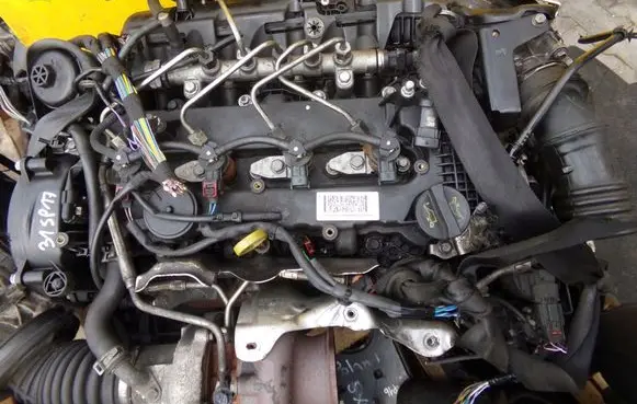 Opel Insignia A Fuel injector 0445110713 31SP17