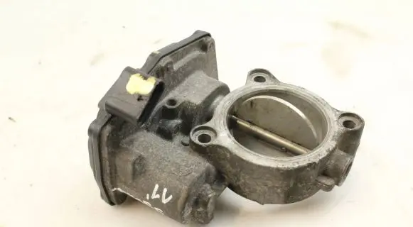 BMW 5 F10 F11 Throttle valve 7810752 13547810752