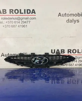 Hyundai ix20 Front bumper upper radiator grill 863511K010